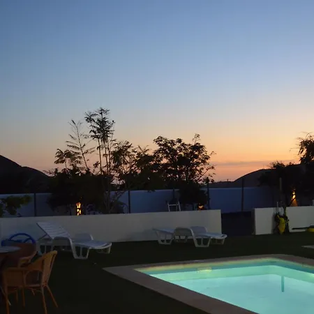 Mónica By Mirador De Sotavento *