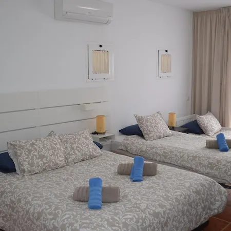 Monica By Mirador De Sotavento *